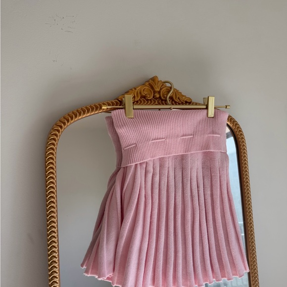 Pink Skirt - Picture 2 of 3